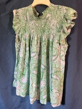 crown & ivy Green Paisley Smocked Flutter Sleeve Blouse